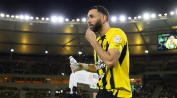بنزيما يرفع راية الرحيل عن الاتحاد ومورينيو هو ورقة الإنقاذ الأخيرة
